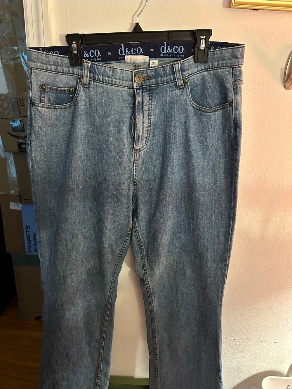 🔥d&co. Women’s Light Blue Boot Cut Jeans